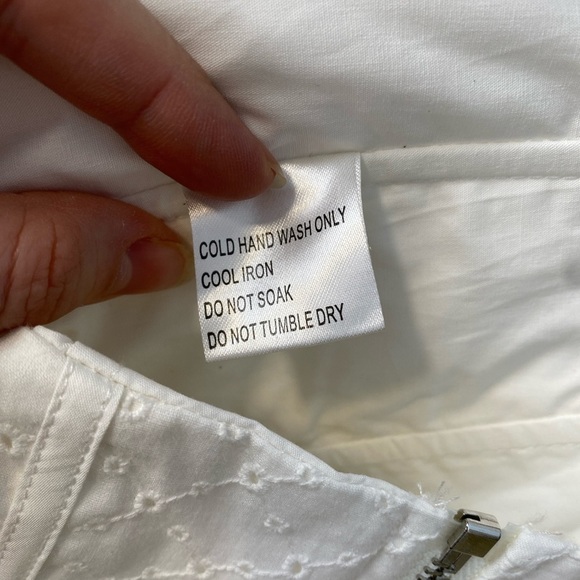 White Fox Boutique Women’s Corset Top White Size Medium M Basic Neural Chic - Picture 8 of 9